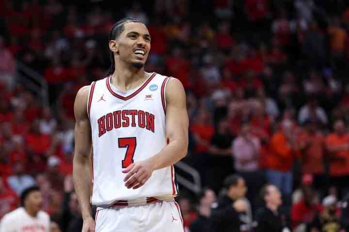塞纳克：乌赞是我队内最亲近的人之一 他帮我更好适应NBA